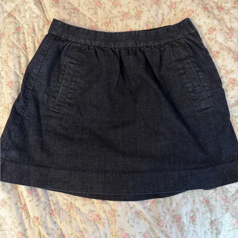 J.Crew navy denim skirt with pockets- Size 6